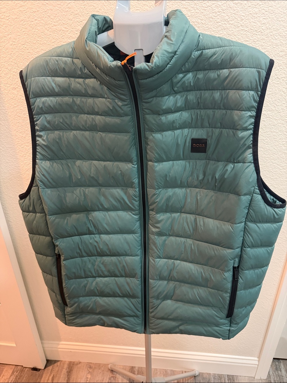 BOSS men’s Odeon 2 Vest